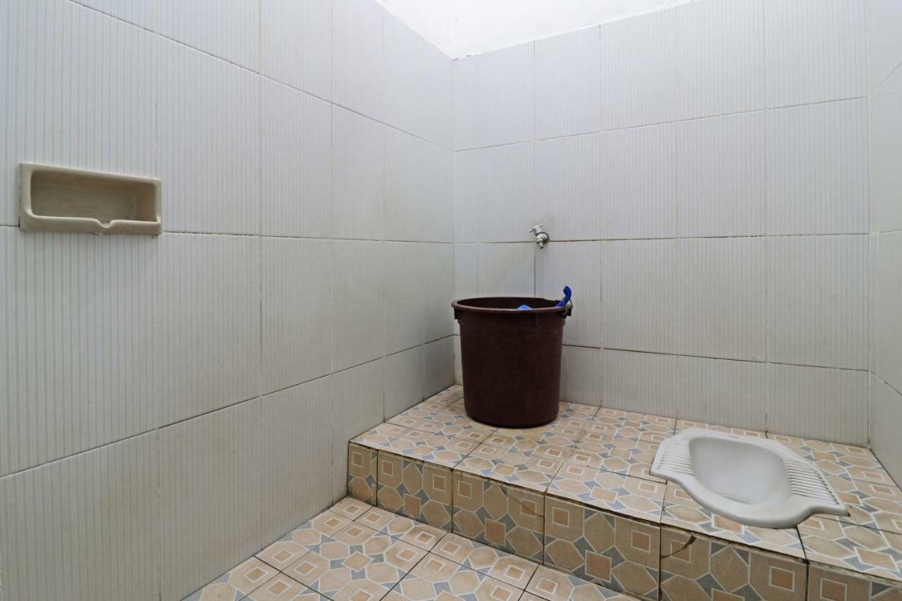 Hotel Graha Soeltan Sunggal Esterno foto